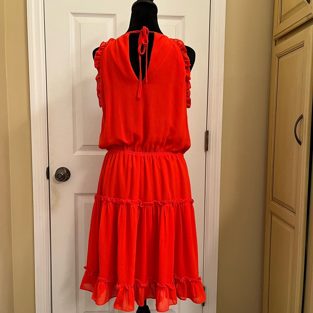L Love Sleeveless with Flutter detail - Picture 2 of 5